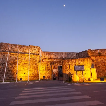 Castillos 36 Манилва